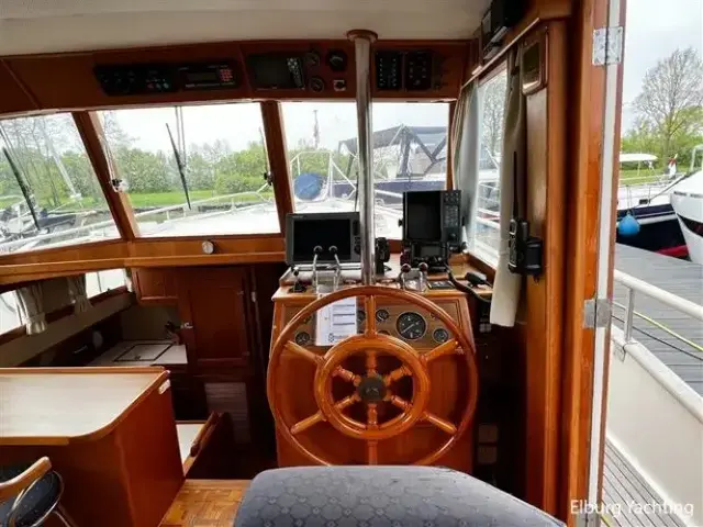 Grand Banks 42 Motor Yacht