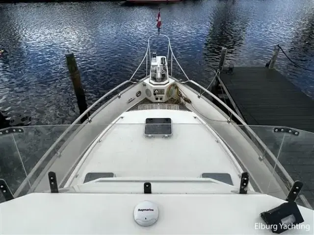 Grand Banks 42 Motor Yacht