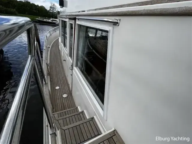 Grand Banks 42 Motor Yacht