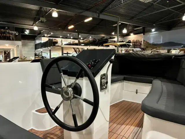 Maxima Boats 600 kleurstelling donker grijs-wit - Nieuw op voorraad