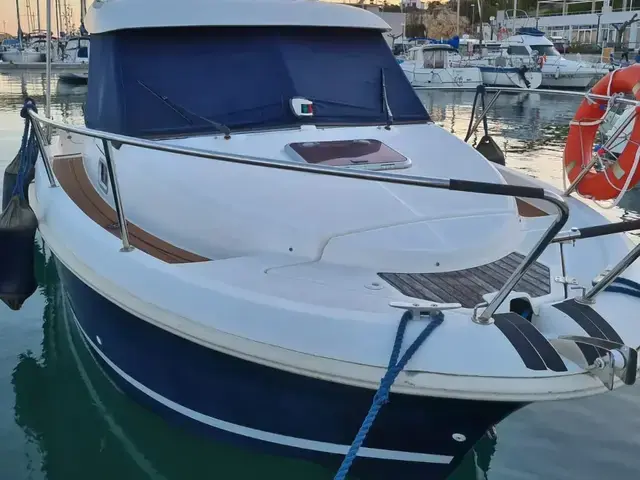 Jeanneau Merry Fisher 725 Legende