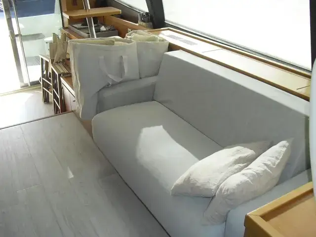 Ferretti Yachts 592