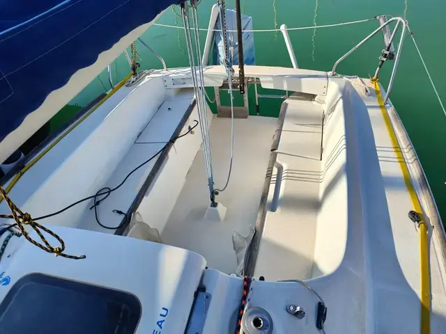 Beneteau First 211