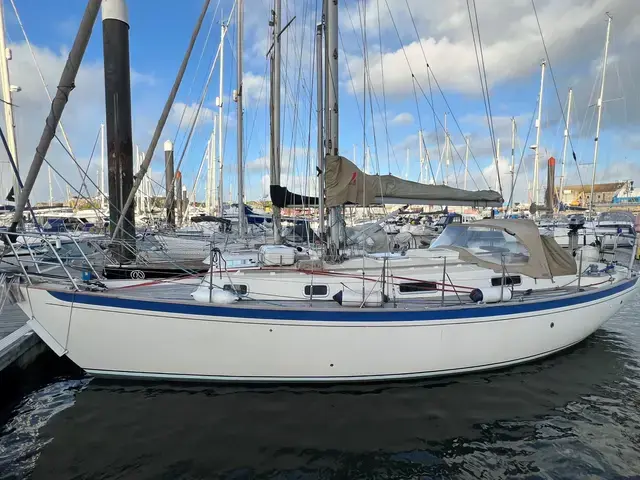 Victoria 34