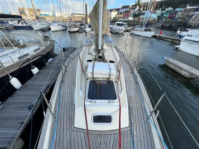 Victoria 34