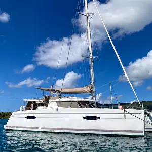 2013 Fountaine Pajot Helia 44