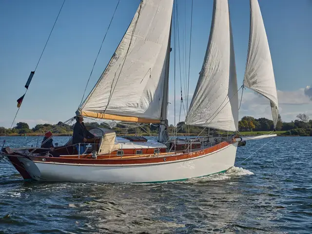 Classic Spirit of Tradition Bermudan Cutter