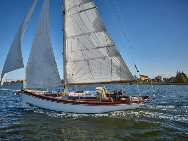 Classic Spirit of Tradition Bermudan Cutter