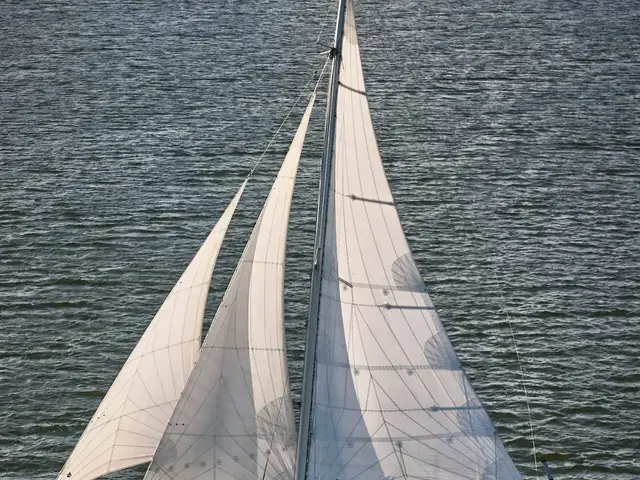 Classic Spirit of Tradition Bermudan Cutter