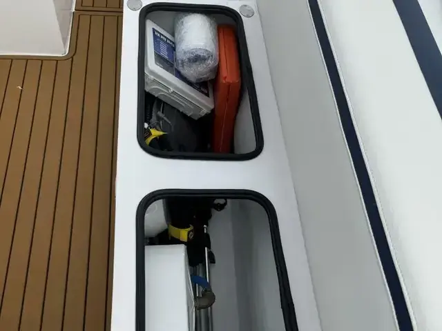 Novurania Catamaran 20