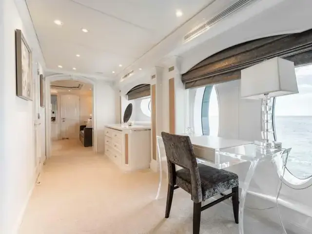 Trinity Yachts Tri-Deck