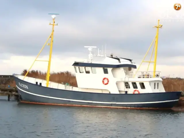 Explorer Motor Yacht