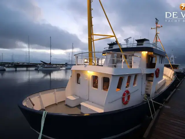 Explorer Motor Yacht