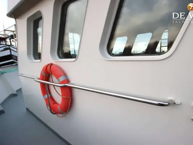 Explorer Motor Yacht