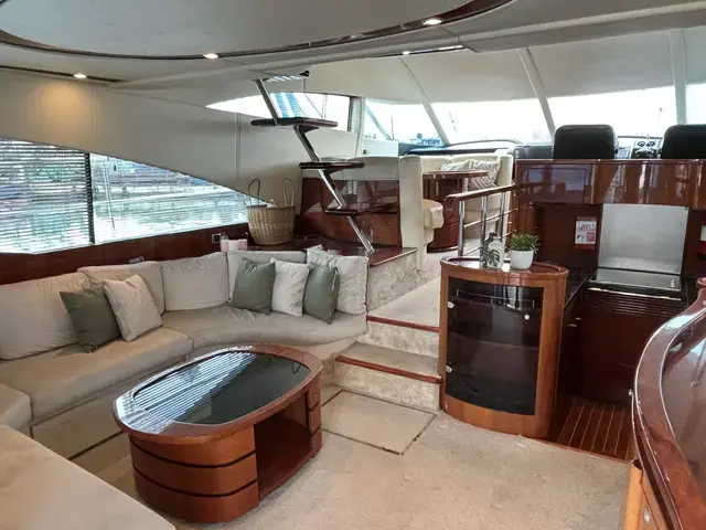 Fairline Squadron 58