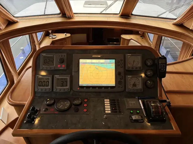 Aqualine Boats 46 Pilothouse