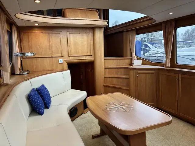 Aqualine Boats 46 Pilothouse