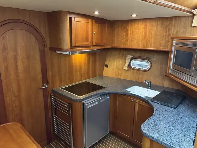 Aqualine Boats 46 Pilothouse