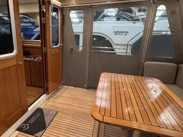 Linssen Grand Sturdy 470 Sedan Wheelhouse