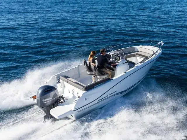 Jeanneau Cap Camarat 6.5 CC Serie 3 - MODEL 2023