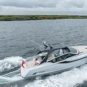 2021 Fairline F Line 33