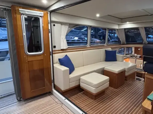 Linssen Grand Sturdy 470 Sedan Wheelhouse