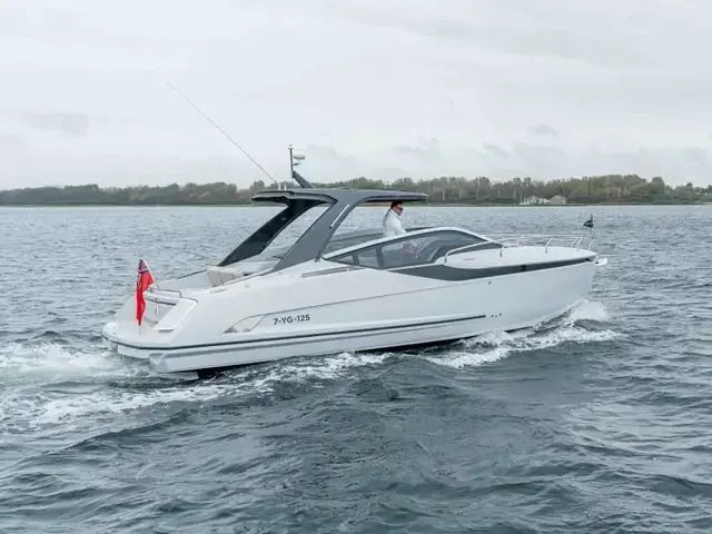 Fairline F Line 33