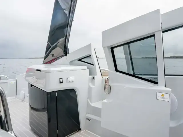 Fairline F Line 33