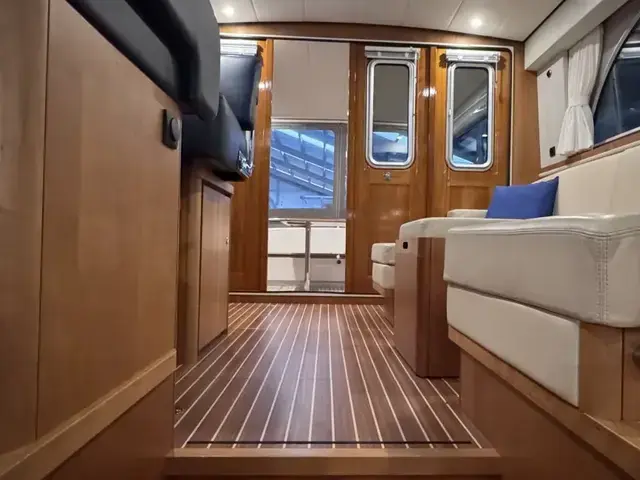 Linssen Grand Sturdy 470 Sedan Wheelhouse