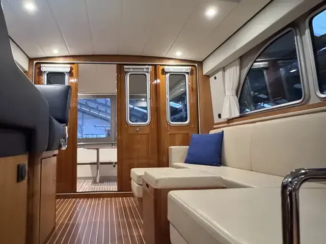 Linssen Grand Sturdy 470 Sedan Wheelhouse