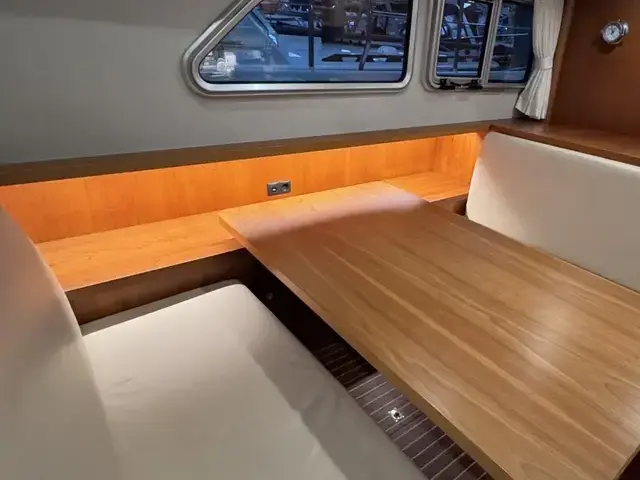 Linssen Grand Sturdy 470 Sedan Wheelhouse