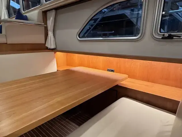 Linssen Grand Sturdy 470 Sedan Wheelhouse