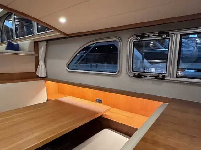 Linssen Grand Sturdy 470 Sedan Wheelhouse