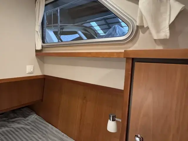 Linssen Grand Sturdy 470 Sedan Wheelhouse