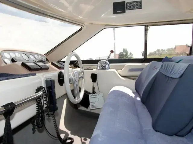 Sealine 350 Flybridge