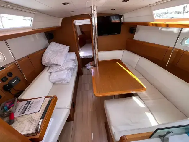 Jeanneau Sun Odyssey 389