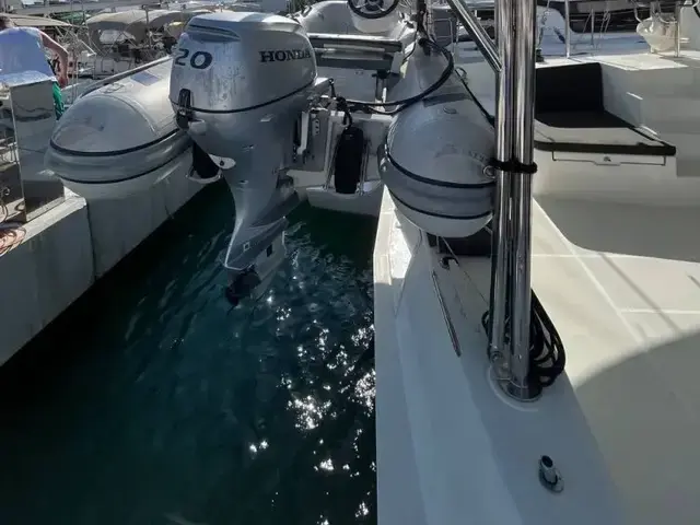 Lagoon 42