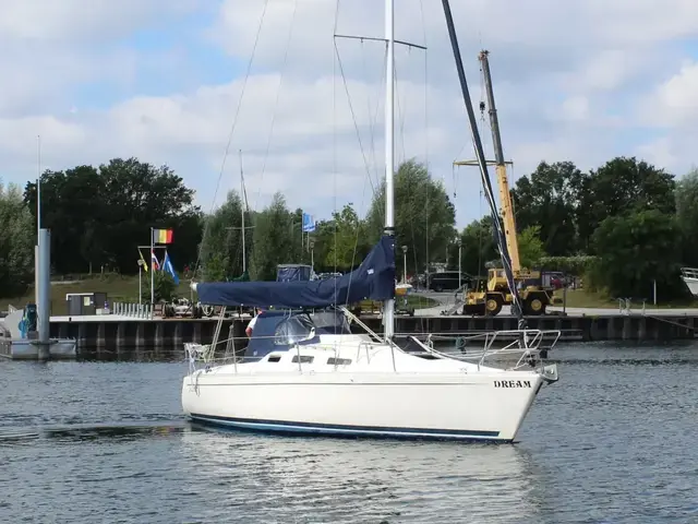 Hanse 301