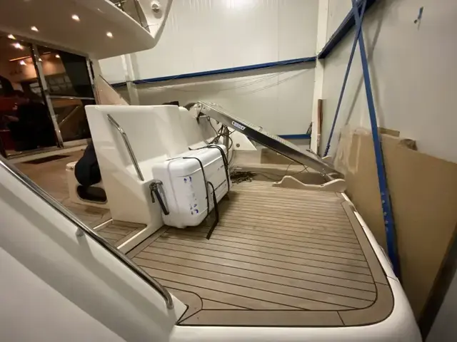 Princess Yachts 60