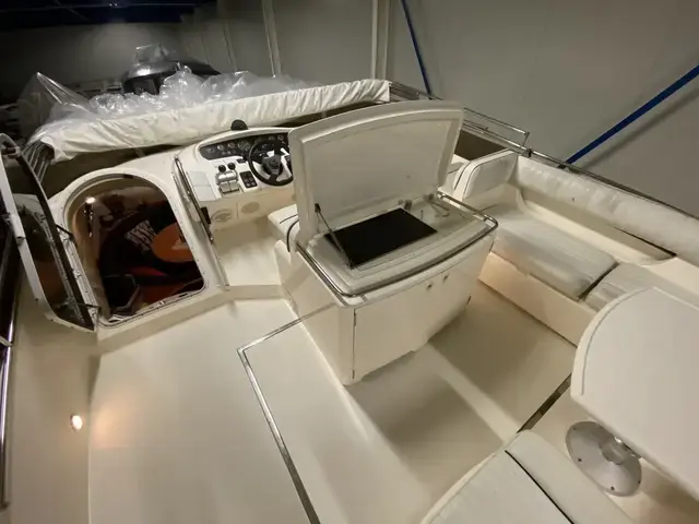 Princess Yachts 60