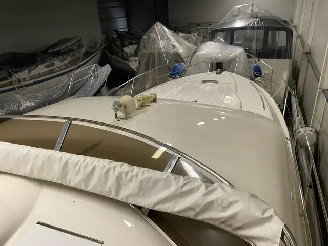 Princess Yachts 60