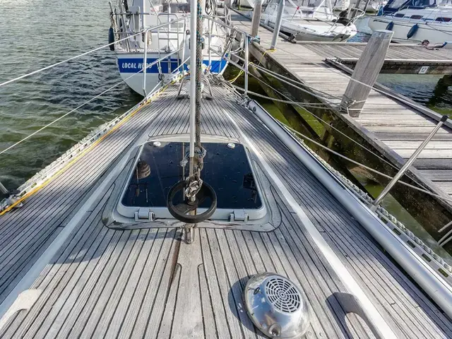 Sweden Yachts 340