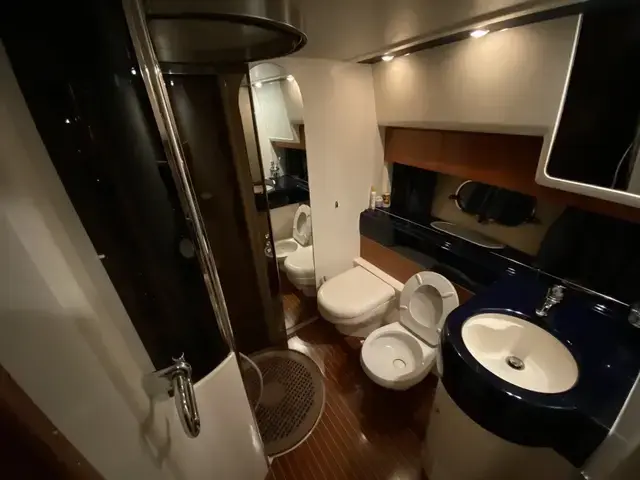 Princess Yachts 60