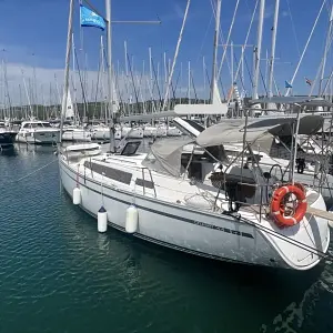 2015 Bavaria 33 Cruiser