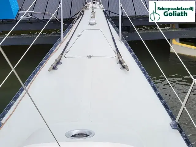 Spirit 28