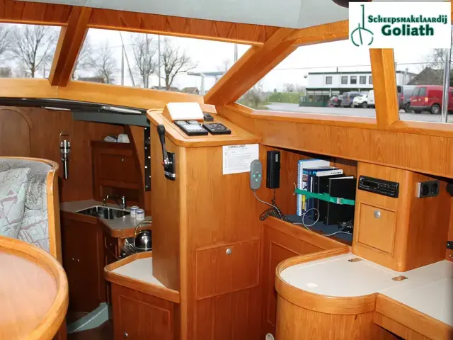 Van De Stadt 40 Decksalon