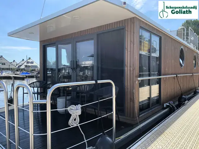 Nordic Season NS 40 Eco 36m2 Houseboat