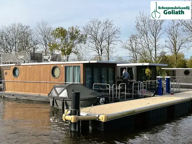 Nordic Season NS 40 Eco 36m2 Houseboat