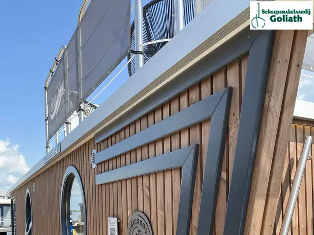 Nordic Season NS 40 Eco 36m2 Houseboat