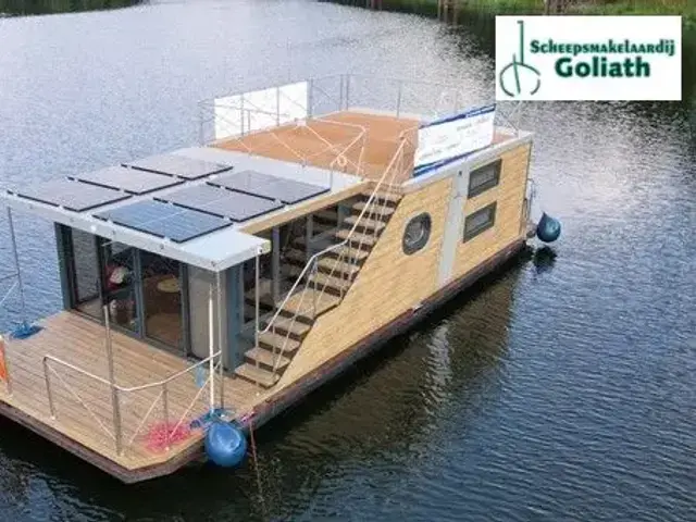 Campi 460 Complete Houseboat